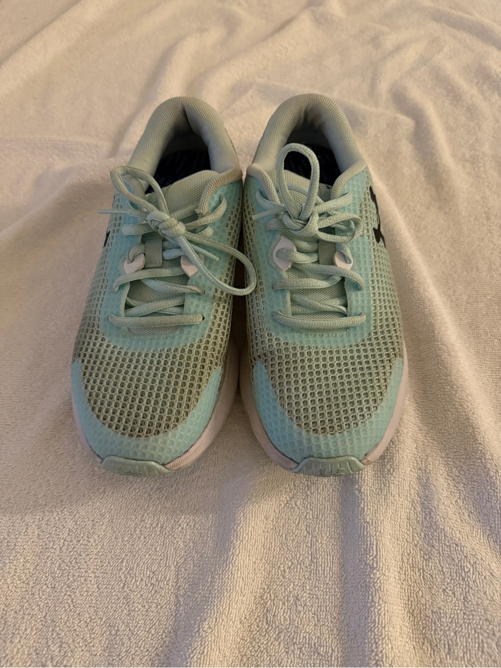 Under Armour Teal Mesh Running Sneakers